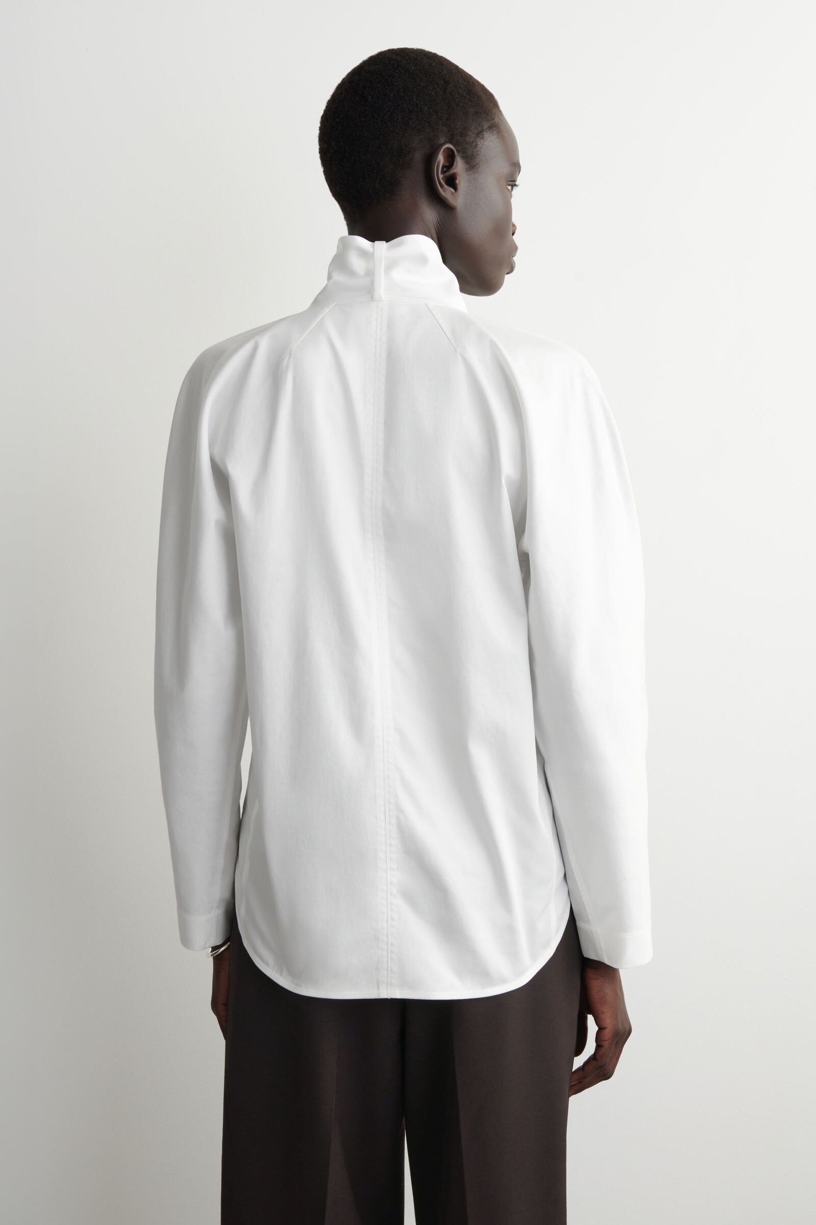 SHAWL-COLLAR COTTON BLOUSE ショールカラーコットンブラウス オフ 