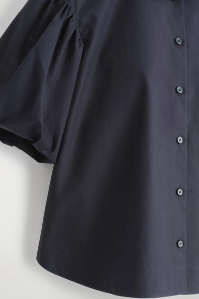 COS パフスリーブコットンシャツ