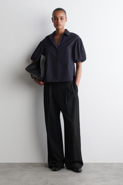 COS パフスリーブコットンシャツ