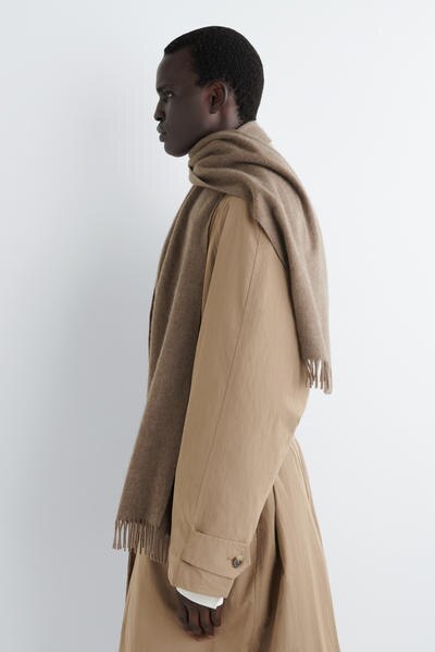 COS カシミヤマフラー