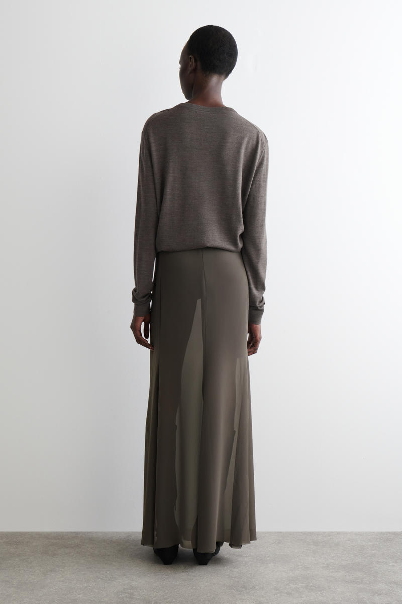 COS シアーマキシスカート