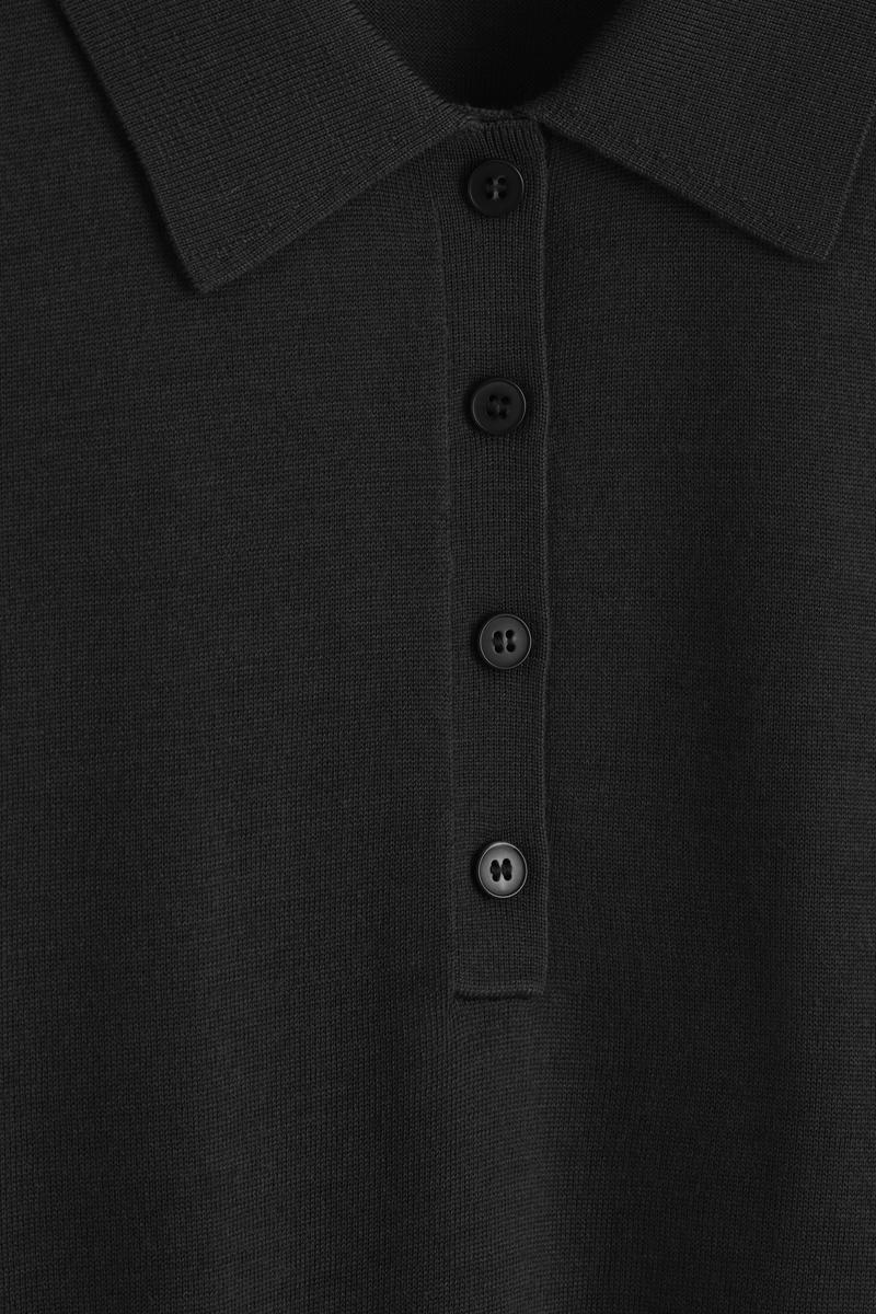 COS メリノウールニットポロ