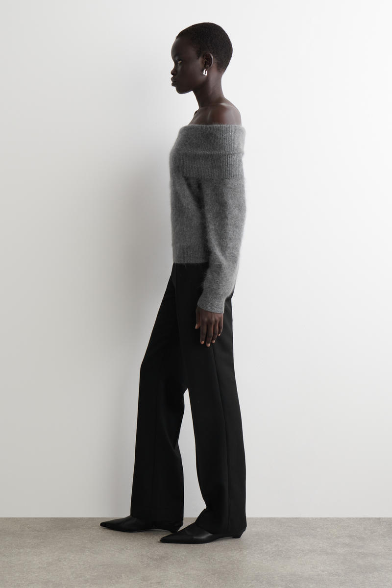 OFF-THE-SHOULDER MERINO WOOL JUMPER オフショルダーメリノウール