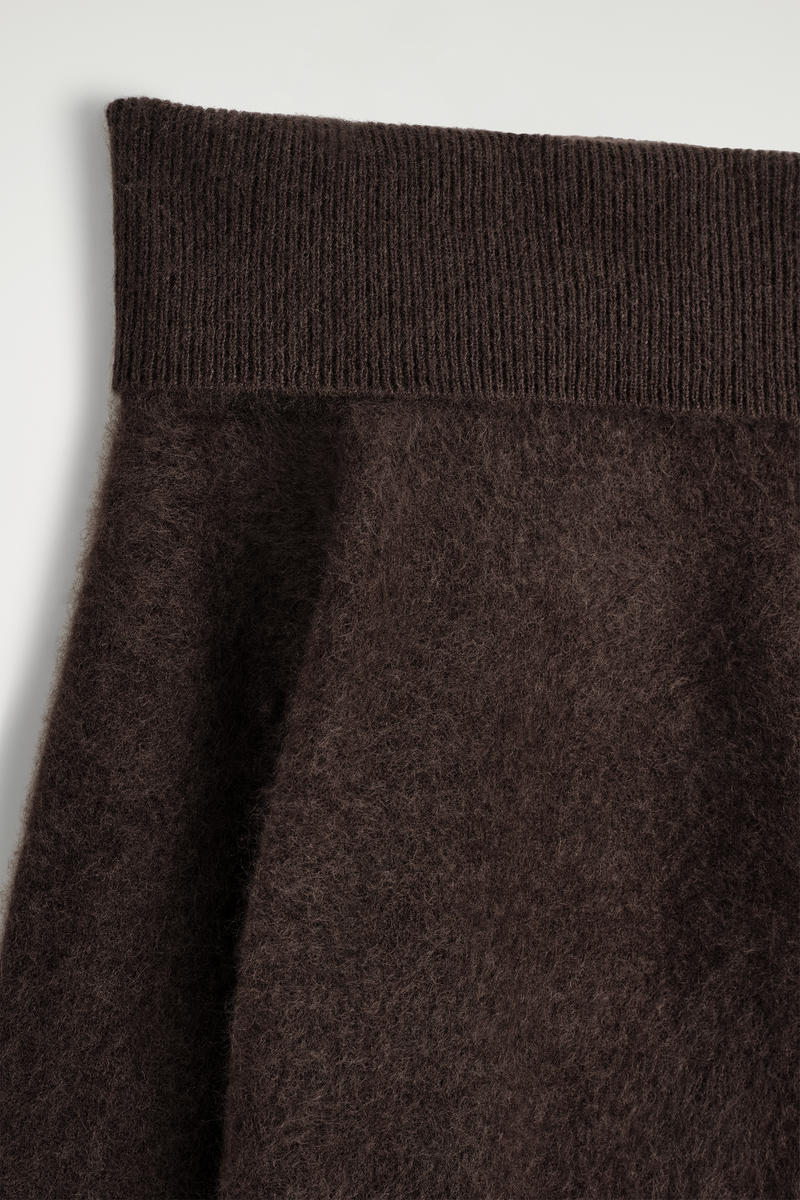 OFF-THE-SHOULDER MERINO WOOL JUMPER オフショルダーメリノウール