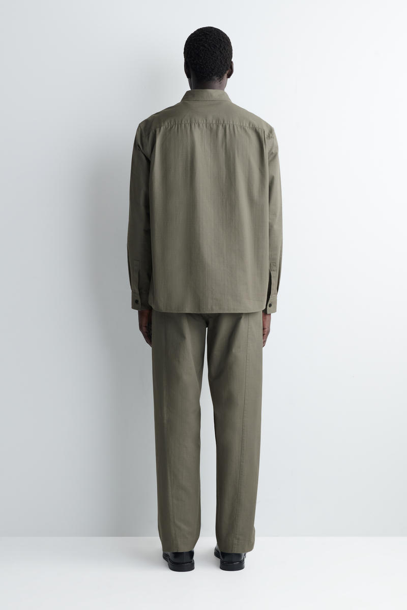 COS ストレートレッグパンツ - コットン素材