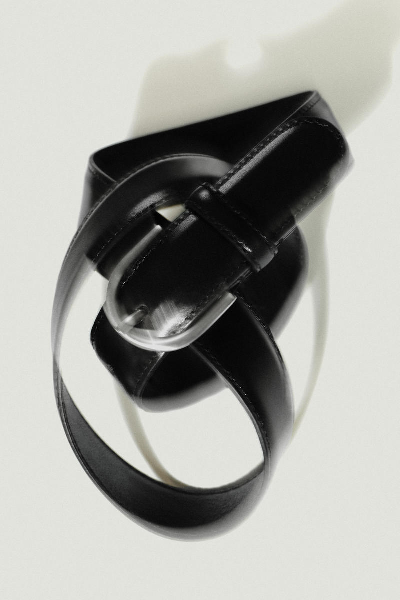 COS Dバックルレザーベルト