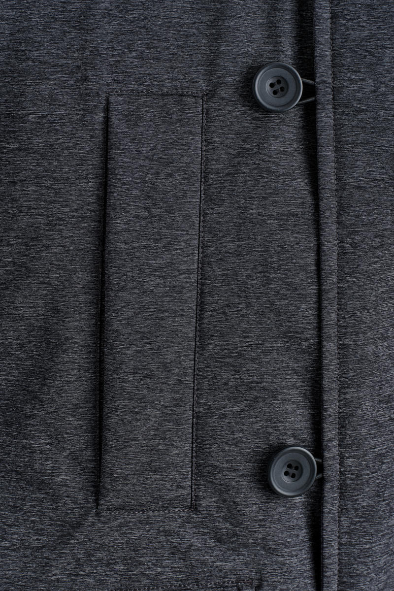 COS テクニカルナイロン素材のフードコート