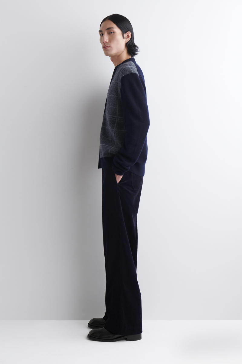 COS チェックウールVネックカーディガン