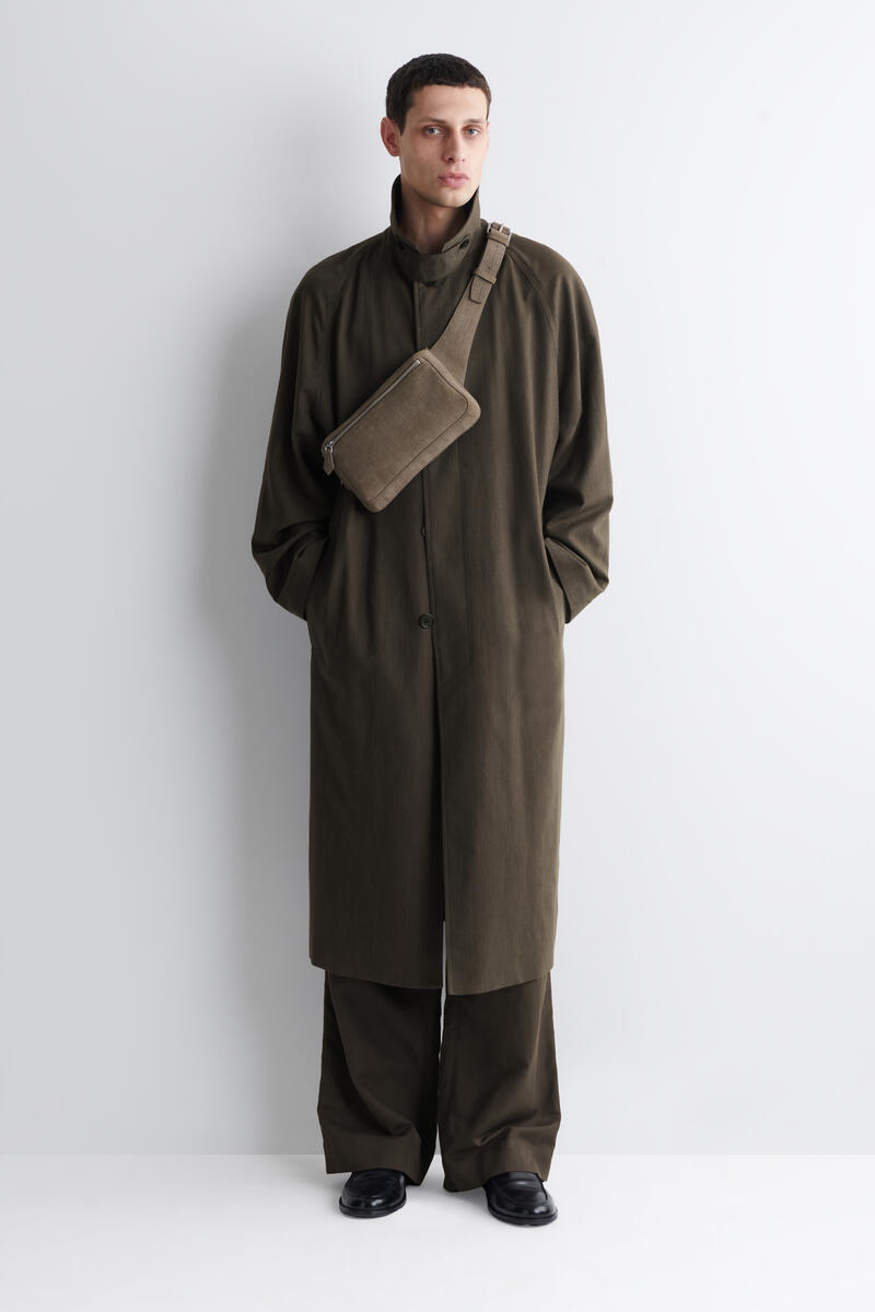 COS BRUNSWICK ベルトバッグ - クロコ調スエード