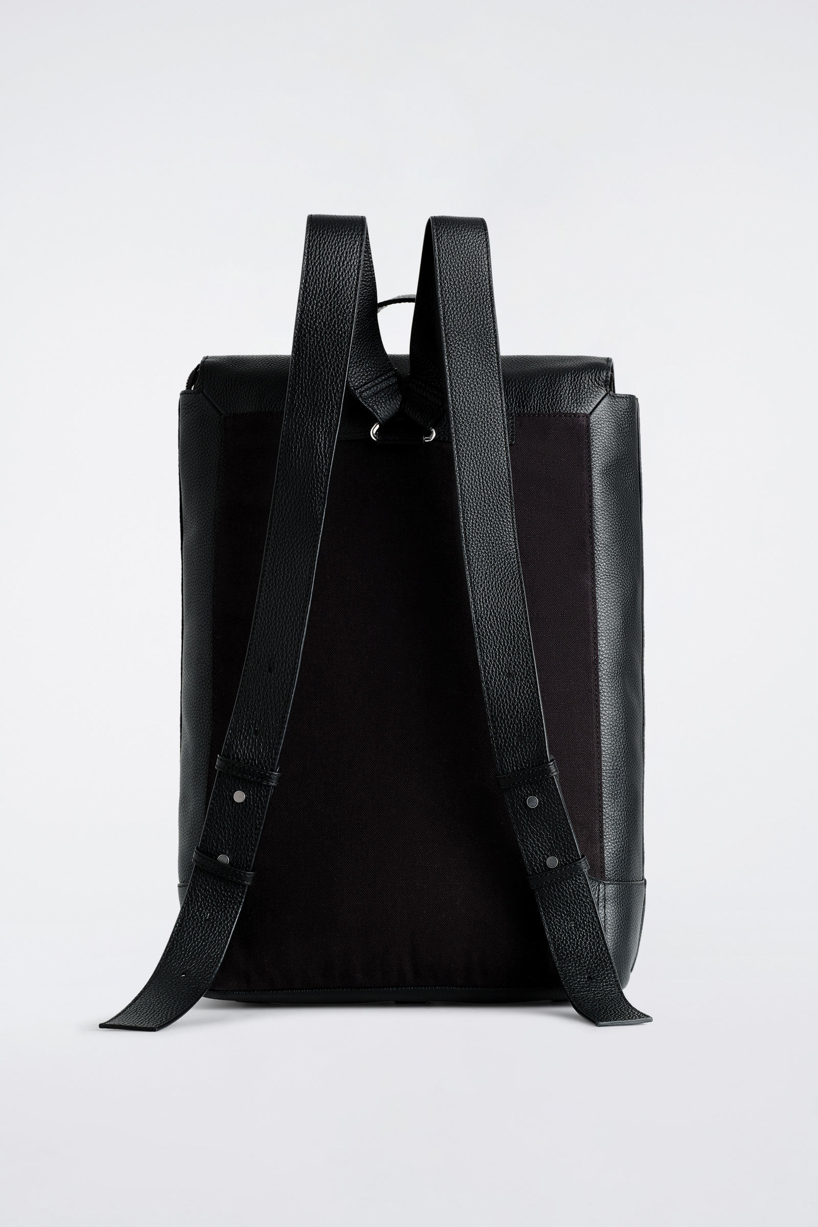 CLASSIC BACKPACK - LEATHER クラシック レザー バックパック BLACK