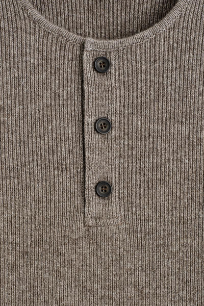 COS ニットメリノヤクヘンリートップ