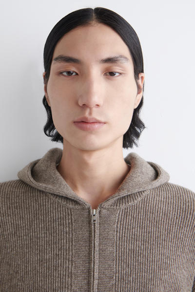 COS ニットメリノヤクジップアップフーディー