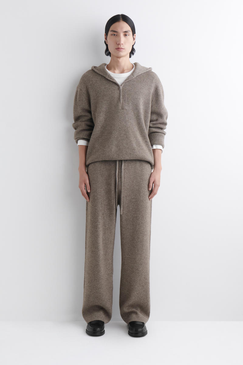 COS ニットメリノヤクジップアップフーディー