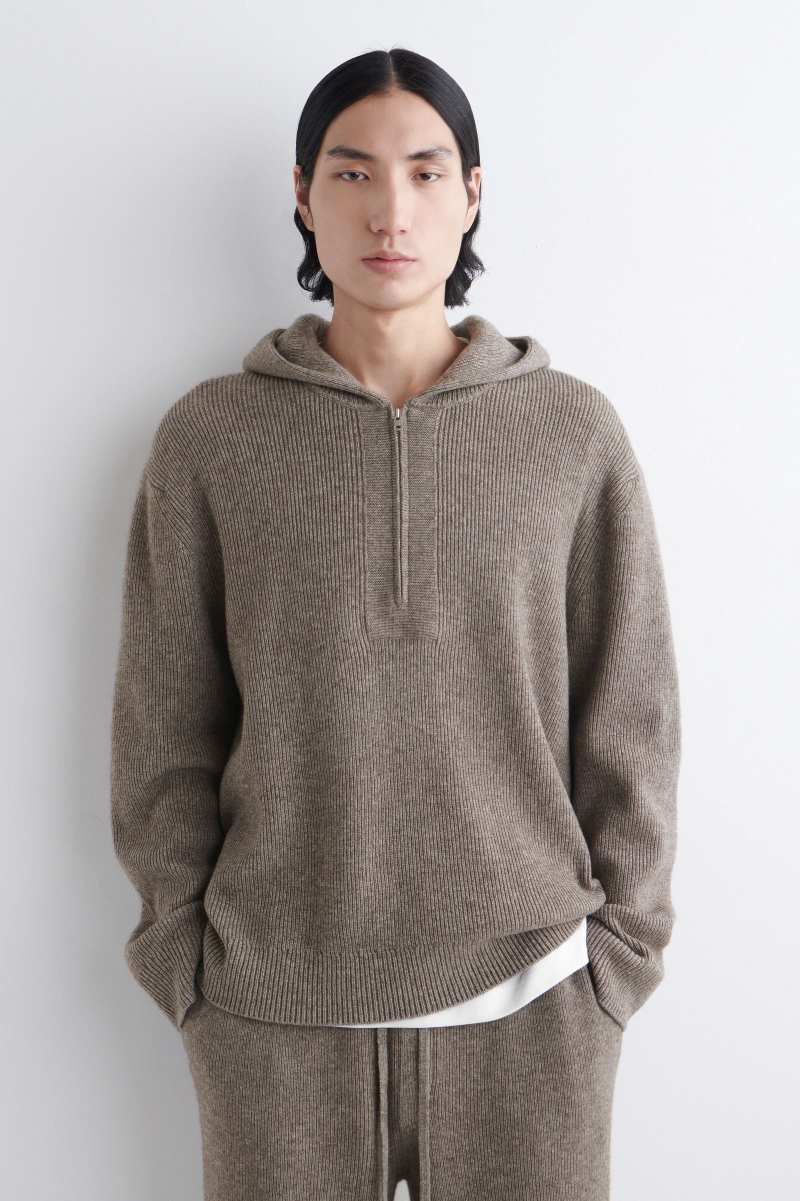 KNITTED MERINO-YAK ZIP-UP HOODIE ニットメリノヤクジップアップ