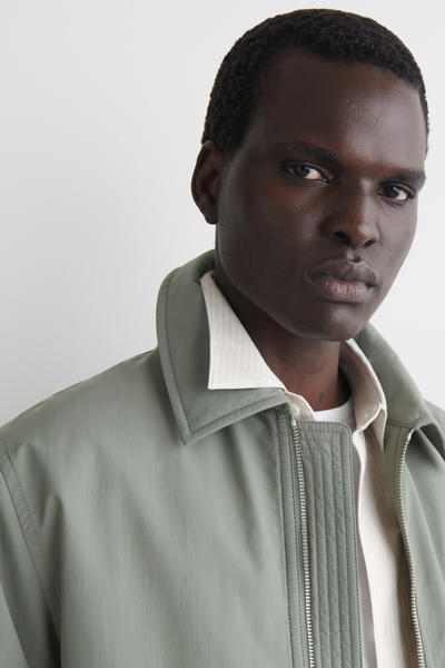 COS パッド入りハリントンジャケット-  ナイロン素材