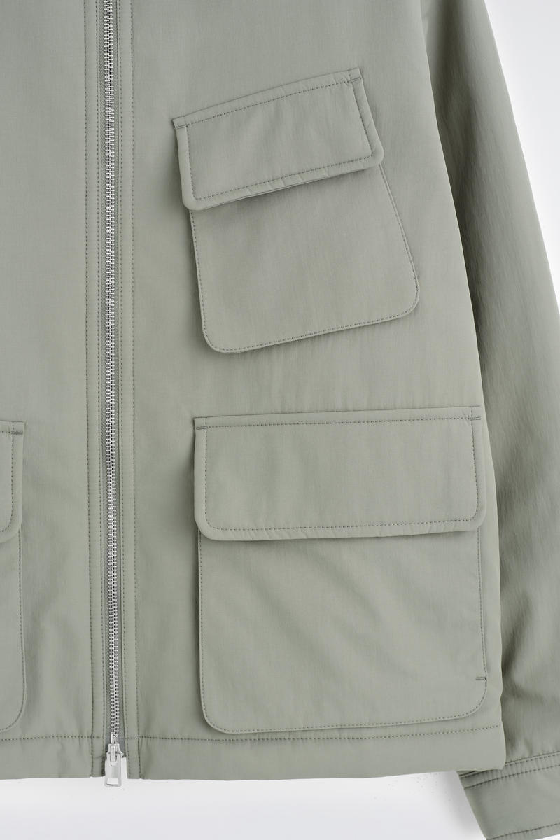 COS パッド入りハリントンジャケット-  ナイロン素材