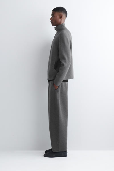 COS メリノウールジョガーパンツ