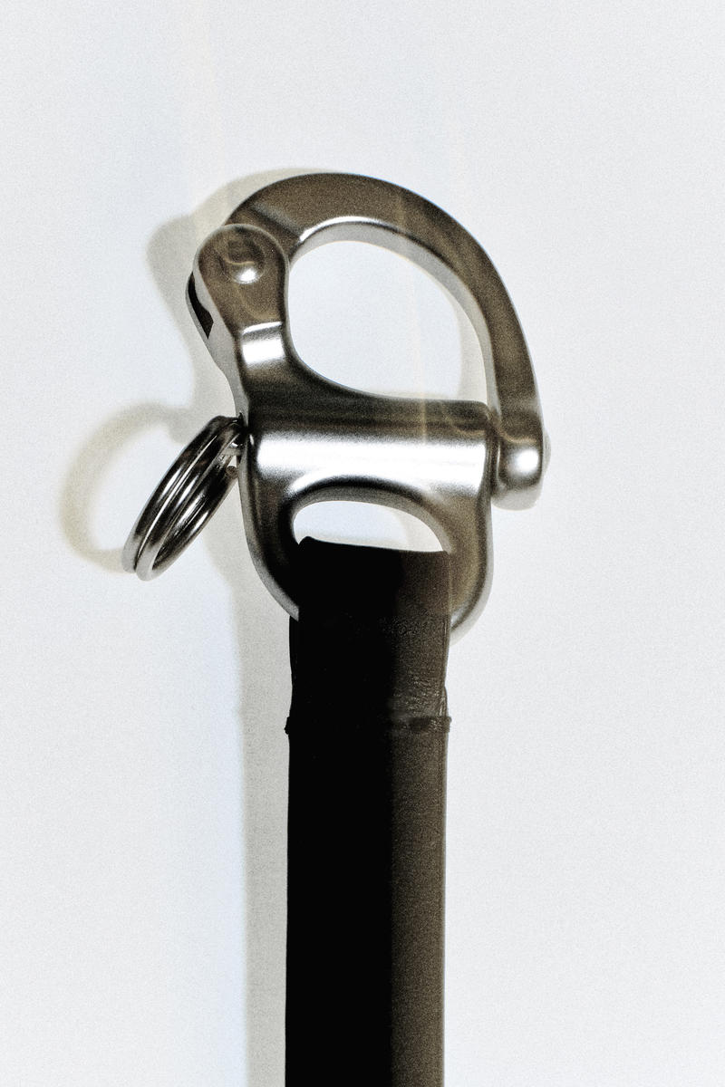 COS 両端レザーストラップ