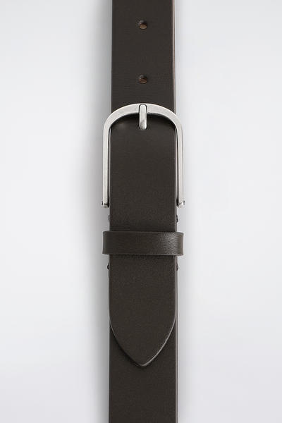 COS ラウンドバックルレザーベルト