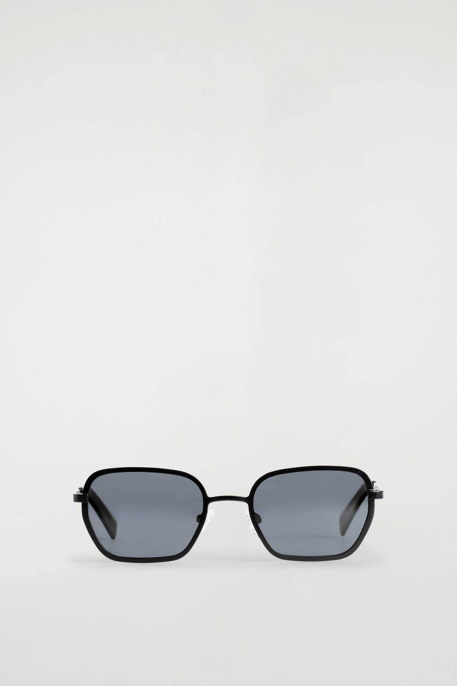 新品定価12000円　COS ワイヤーフレーム長方形サングラス ブラック WIRE-FRAME RECTANGLE SUNGLASSES ワイヤーフレーム長方形サングラス