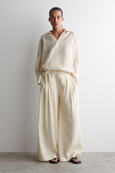 COS プリーツモダールワイドレッグトラウザーズ