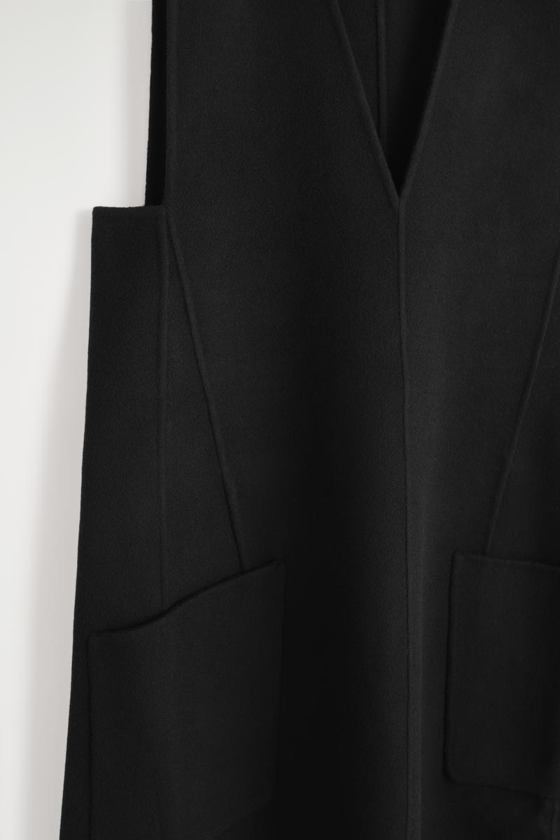 DOUBLE-FACED MERINO WOOL DRESS ダブルフェイスメリノウールドレス