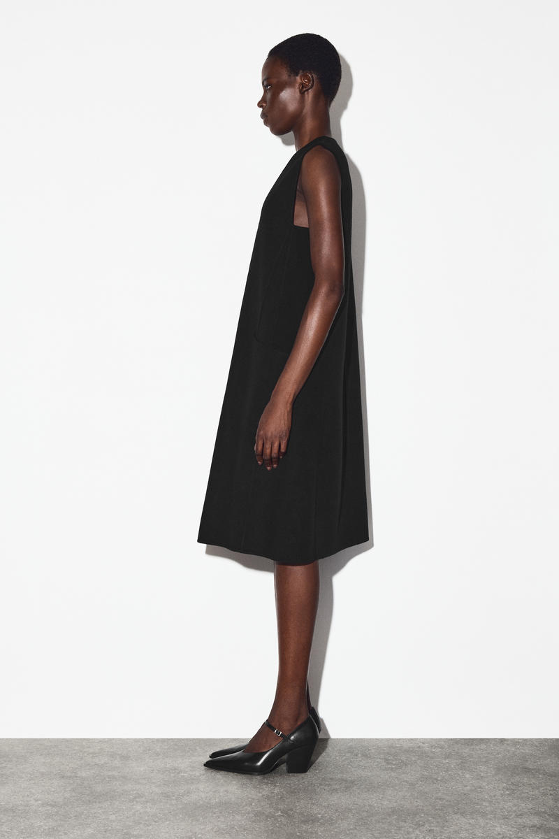 DOUBLE-FACED MERINO WOOL DRESS ダブルフェイスメリノウールドレス