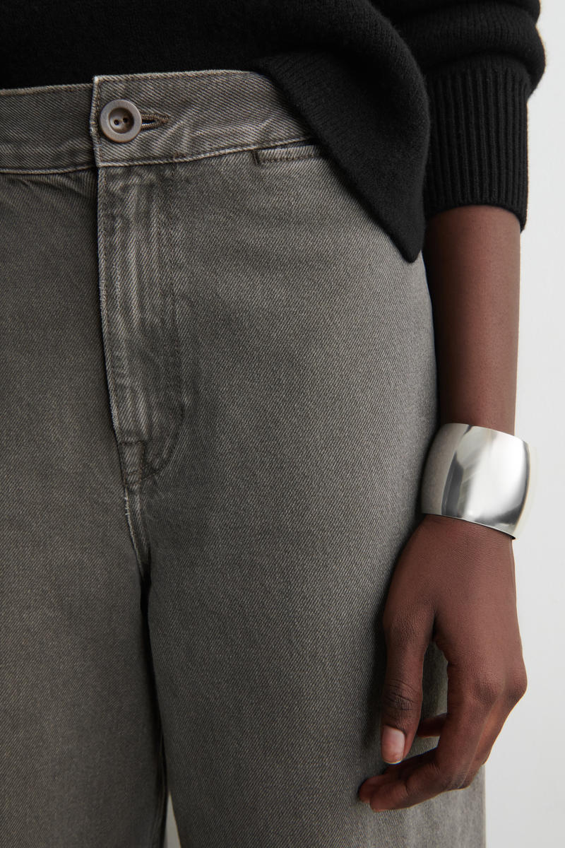 COS クロップドワイドレッグデニムパンツ