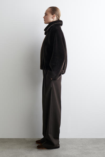 COS フェイクファージャケット