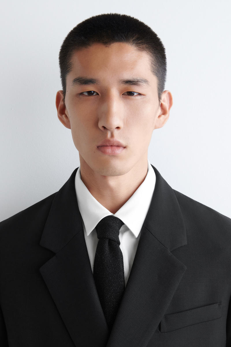 COS スパークリーニットメリノウールタイ