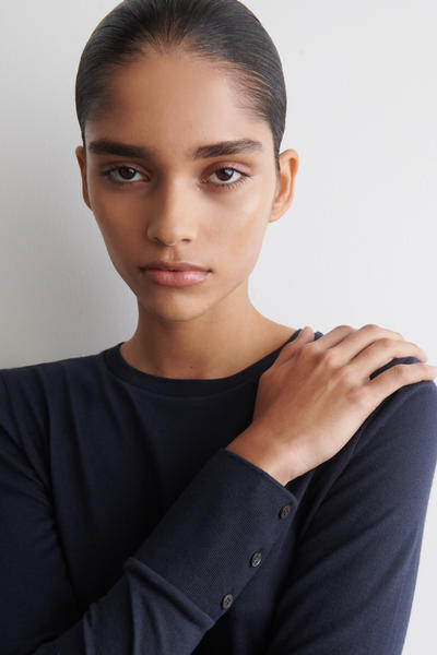 COS コットンジャージー 長袖トップス