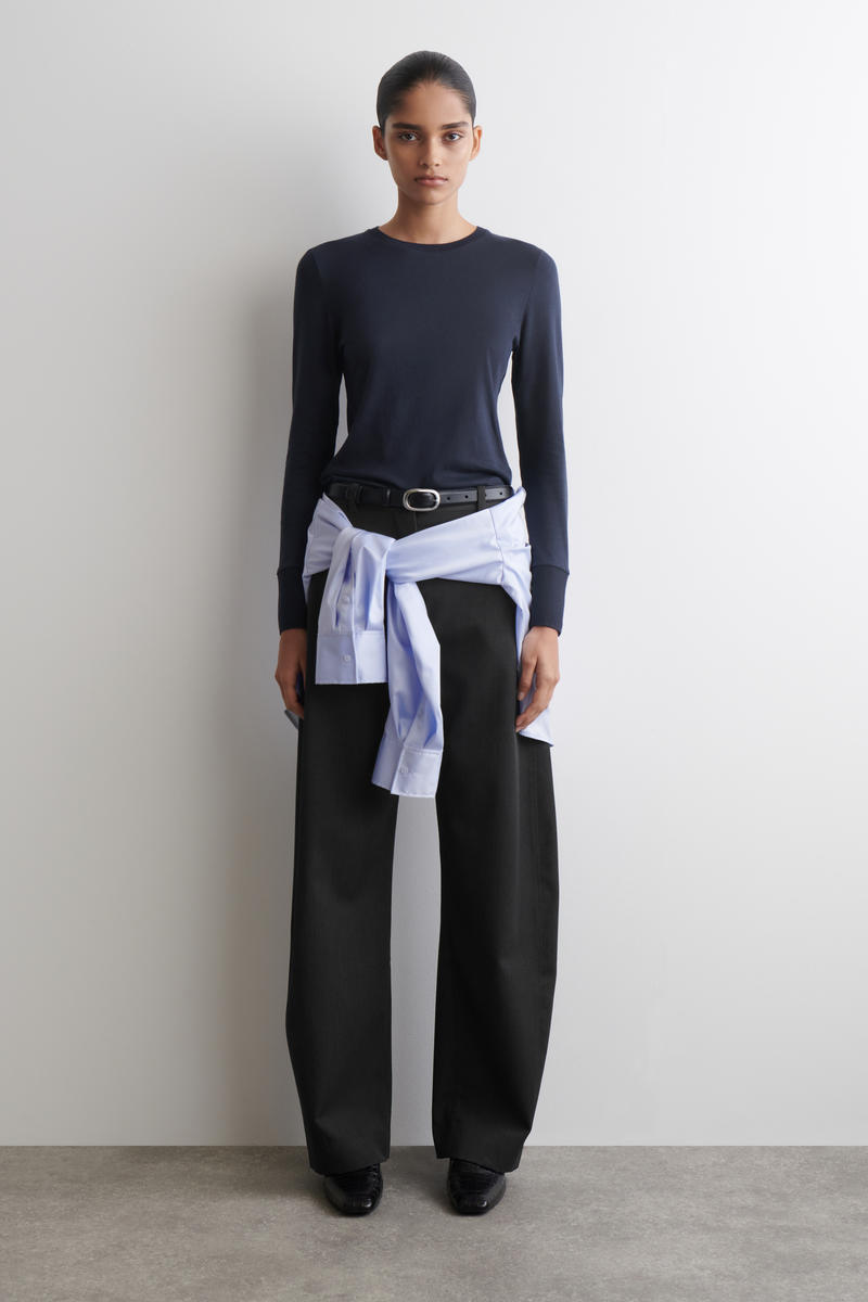 COS コットンジャージー 長袖トップス