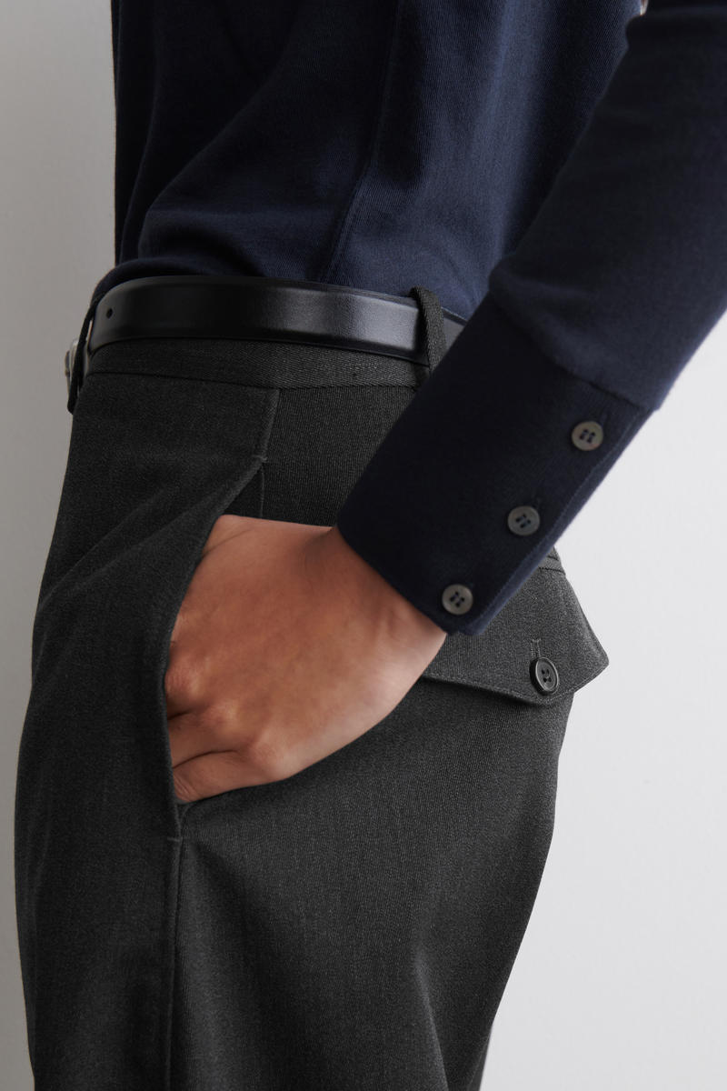 COS コットンジャージー 長袖トップス