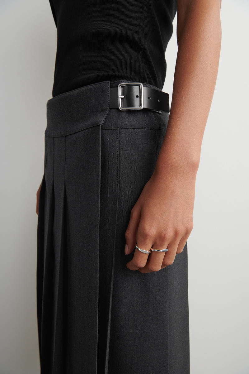 COS ベルト付き ウール混ミニキルト