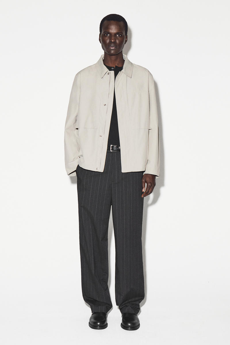 COS テクニカル ウインドブレーカージャケット