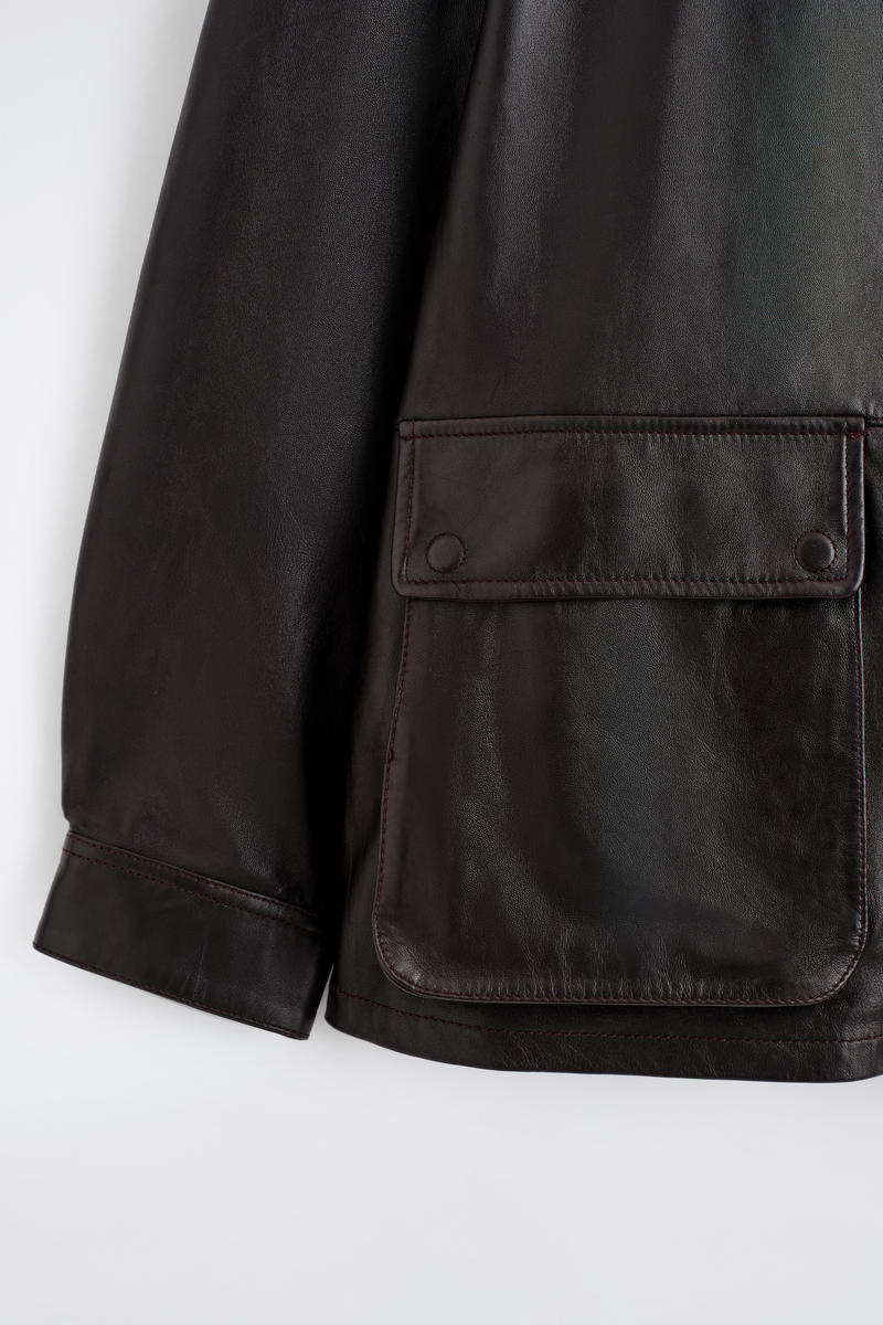 COS 光沢仕上げ ナッパレザージャケット