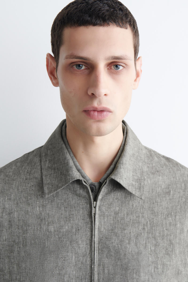 COS リネンブルゾンジャケット