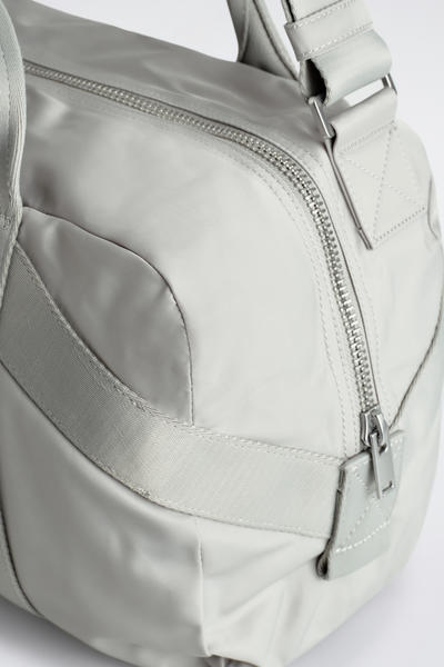 COS スポーツダッフルバッグ - ナイロン