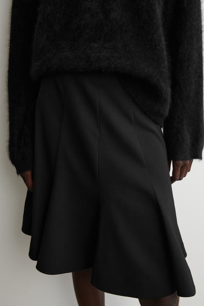 COS フレアミニスカート