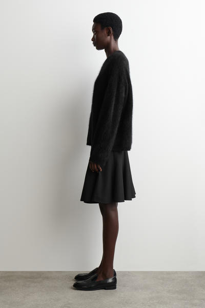 COS フレアミニスカート