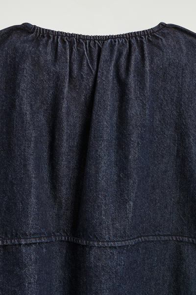 COS ラウンドデニムブラウス