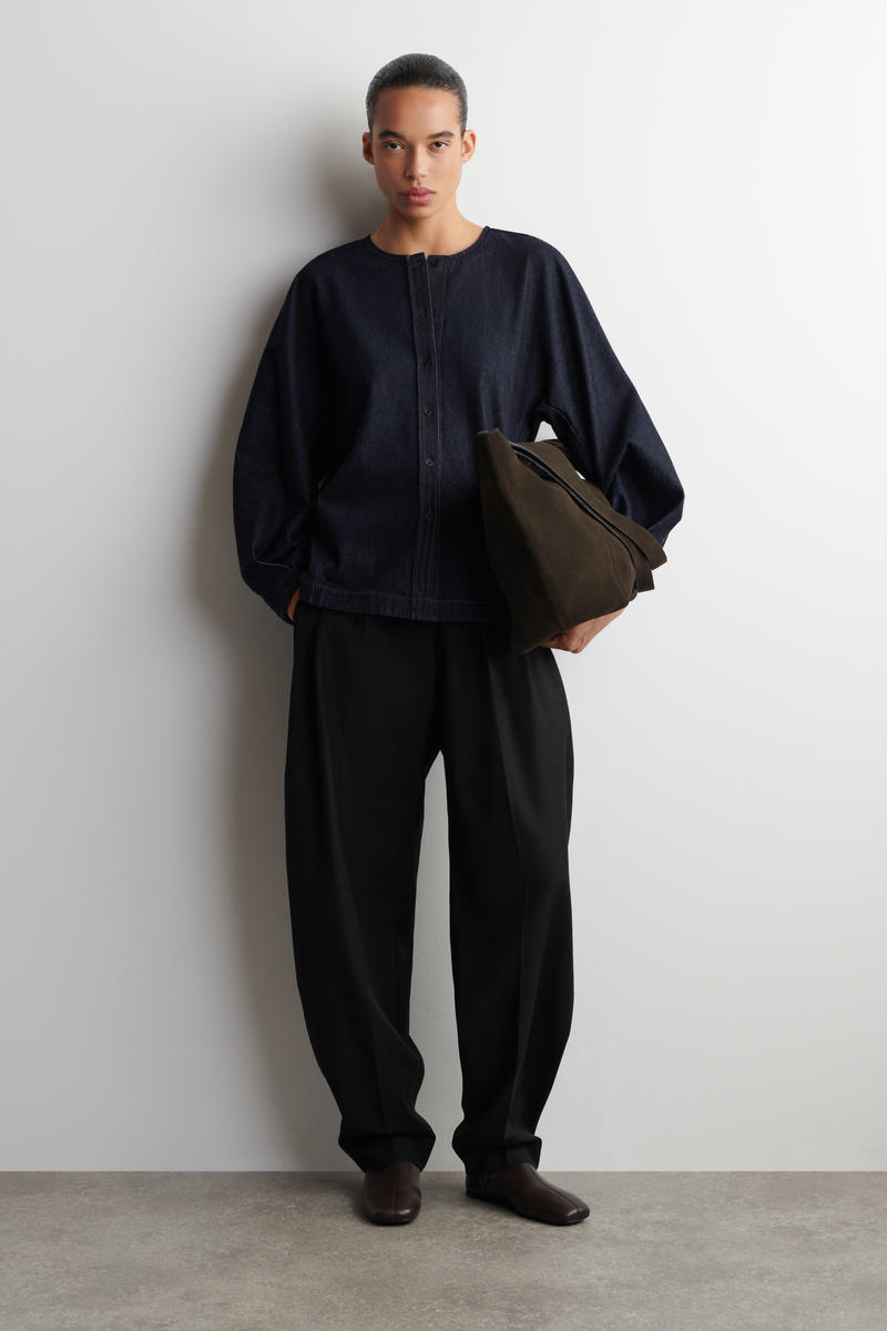 COS ラウンドデニムブラウス