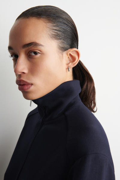 COS スキューバトラックジャケット