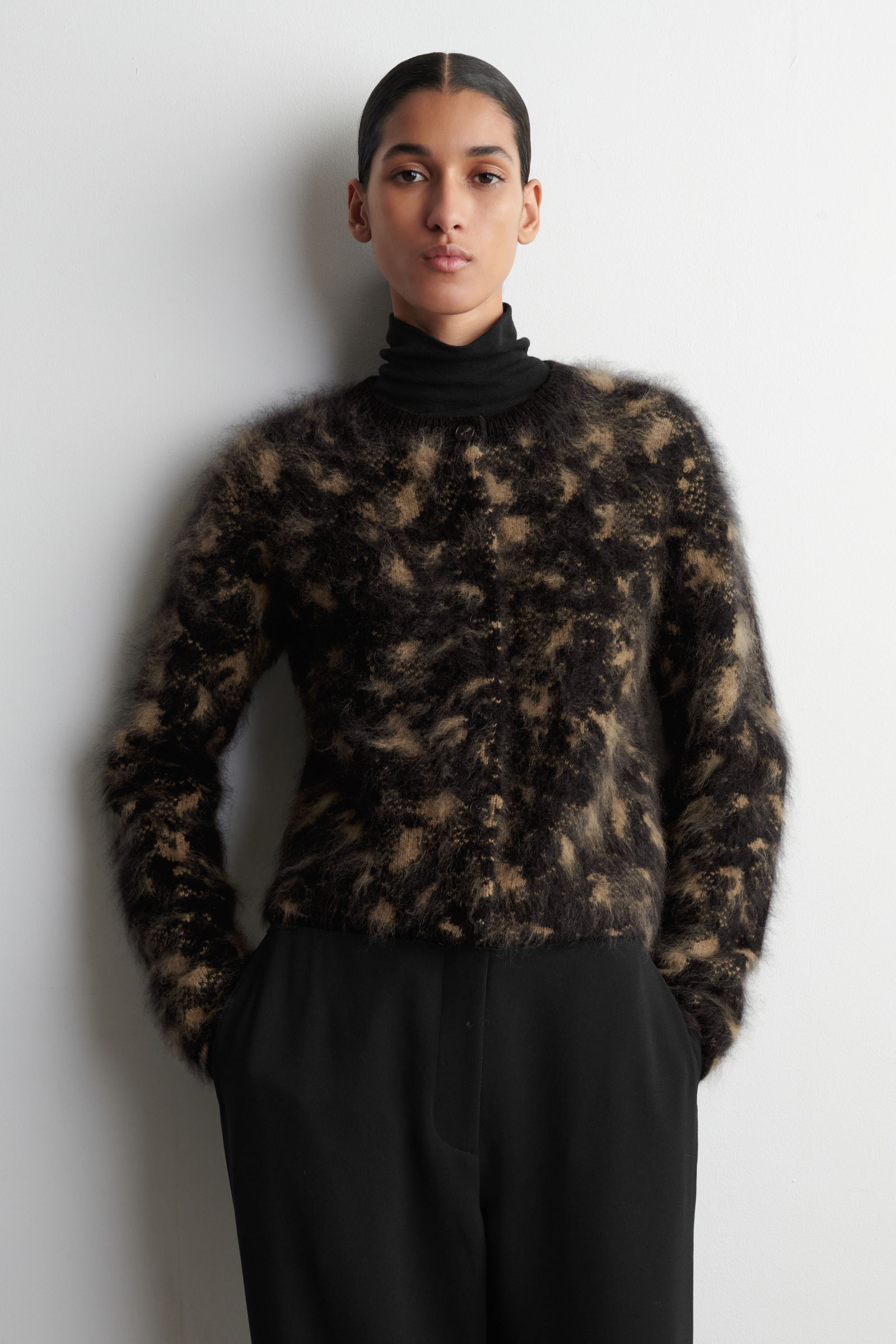 ANIMAL-JACQUARD MERINO WOOL CARDIGAN アニマルジャカードメリノ