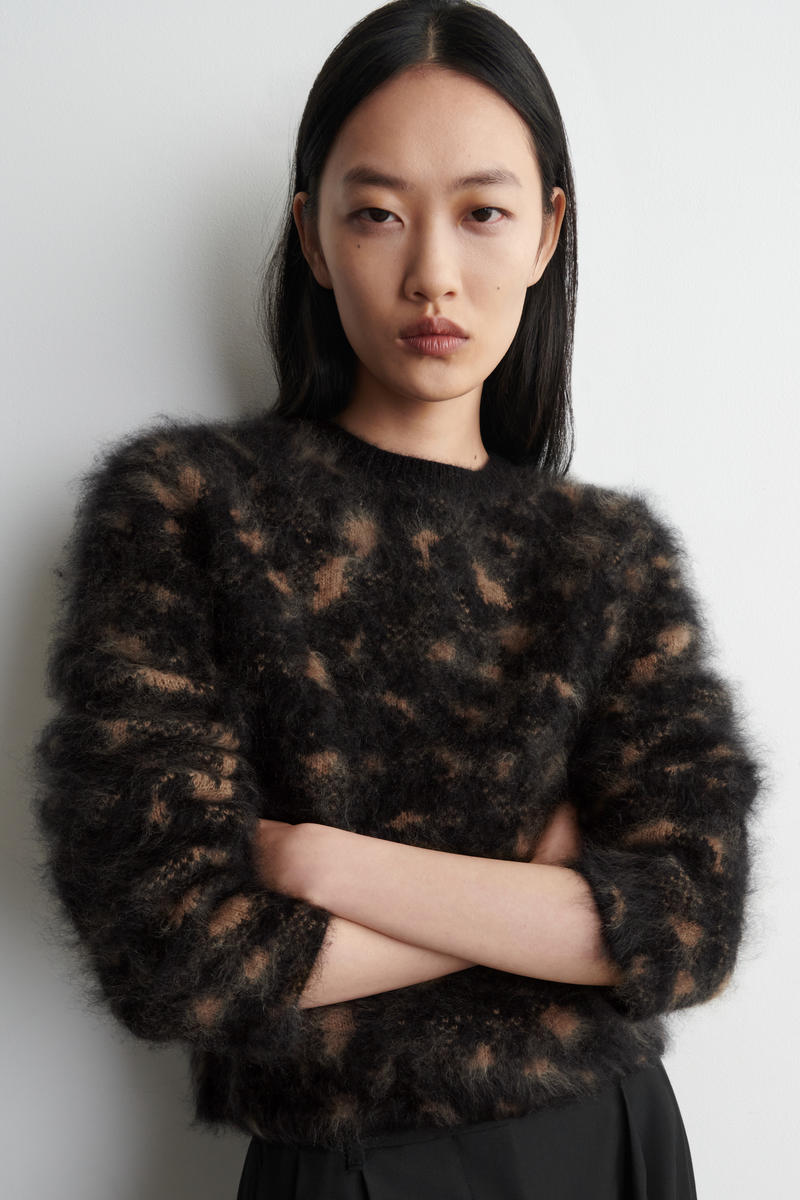 COS アニマル柄 ジャカード メリノウールニット