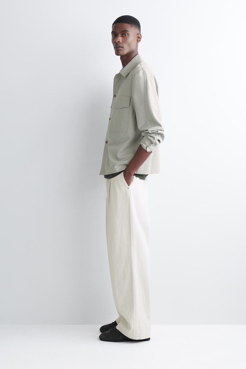 COS リラックスコットンオーバーシャツ