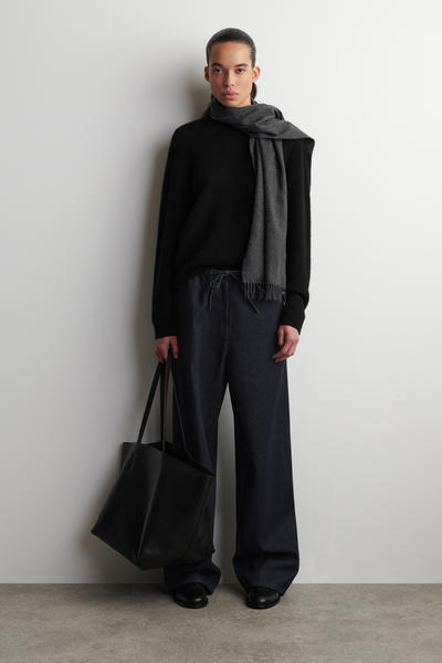 COS ドローストリングデニムパンツ