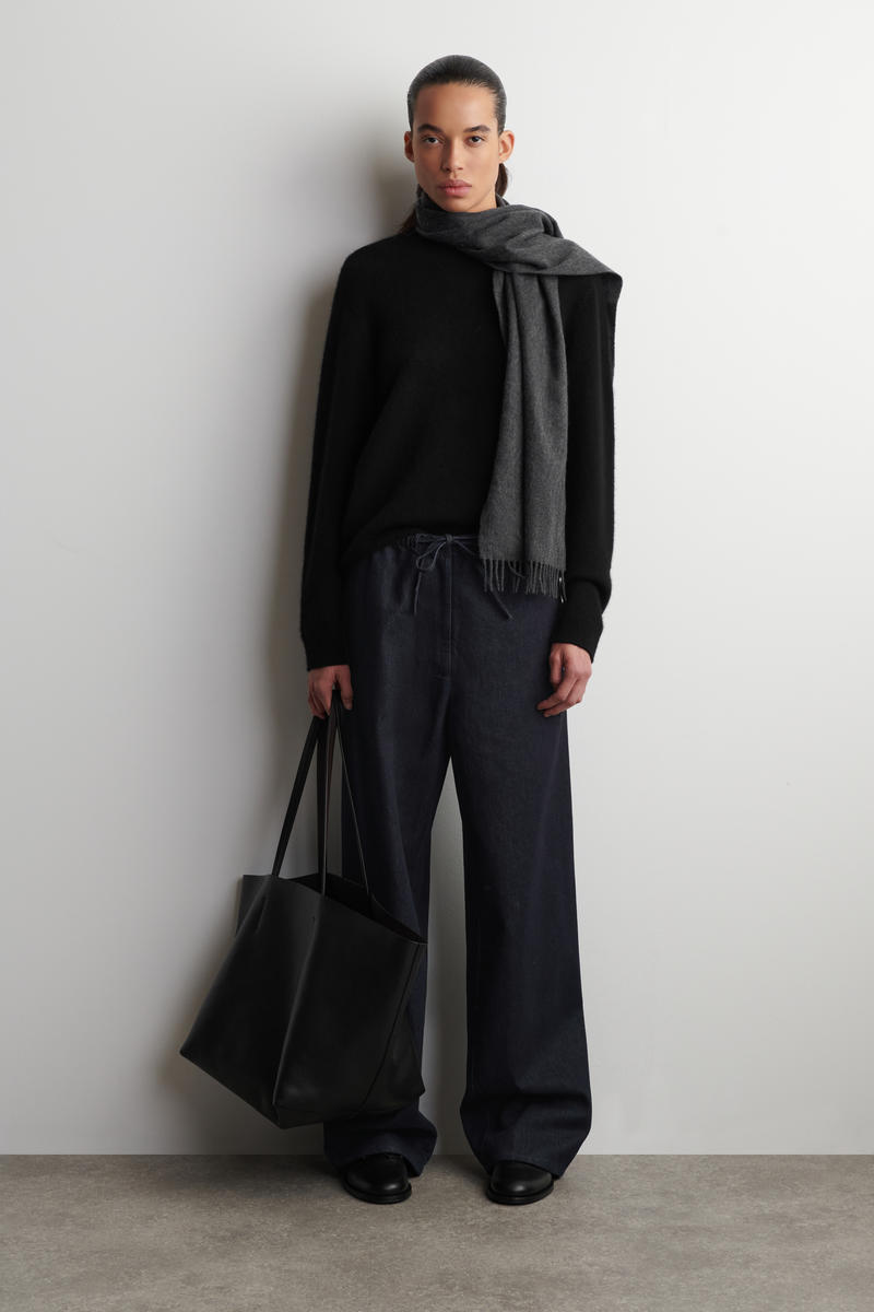 COS ドローストリングデニムパンツ