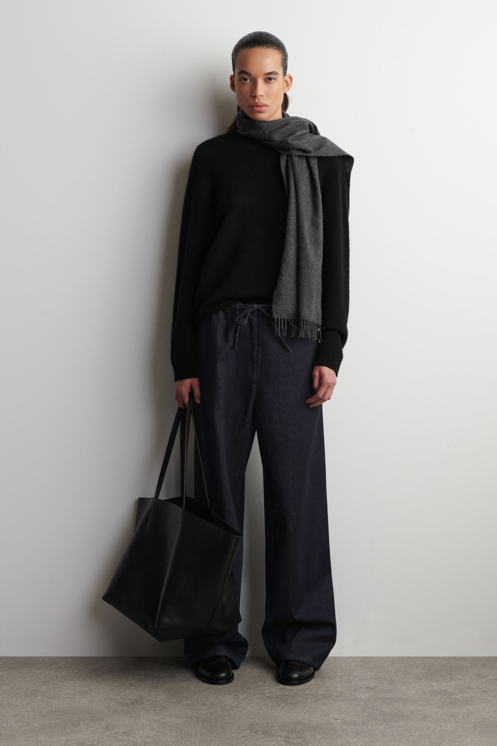 DRAWSTRING DENIM TROUSERS ドローストリングデニムパンツ インディゴ