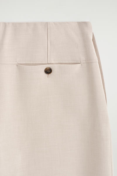 COS バレルレッグトラウザーズ